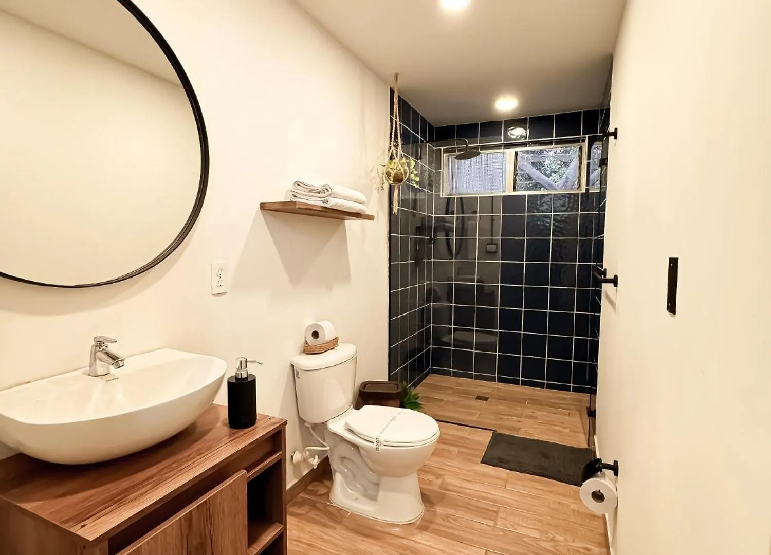 NID201 Alquiler apartamento amoblado en Laureles Medellín