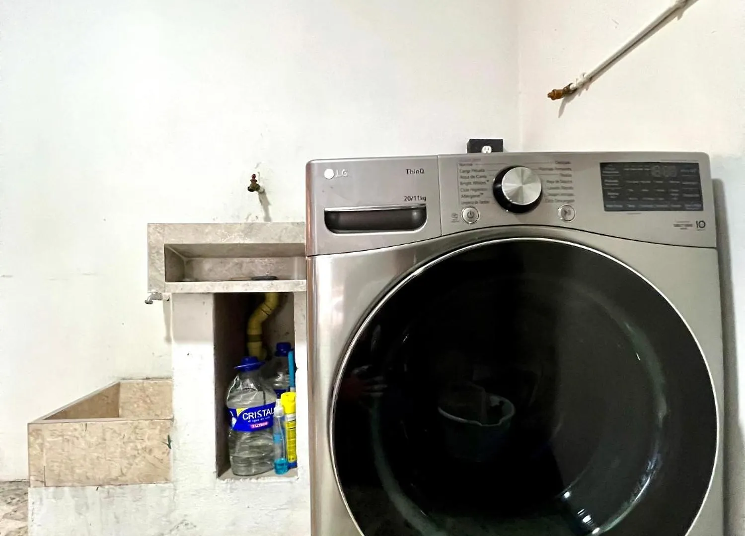 NID201 Alquiler apartamento amoblado en Laureles Medellín 0*,