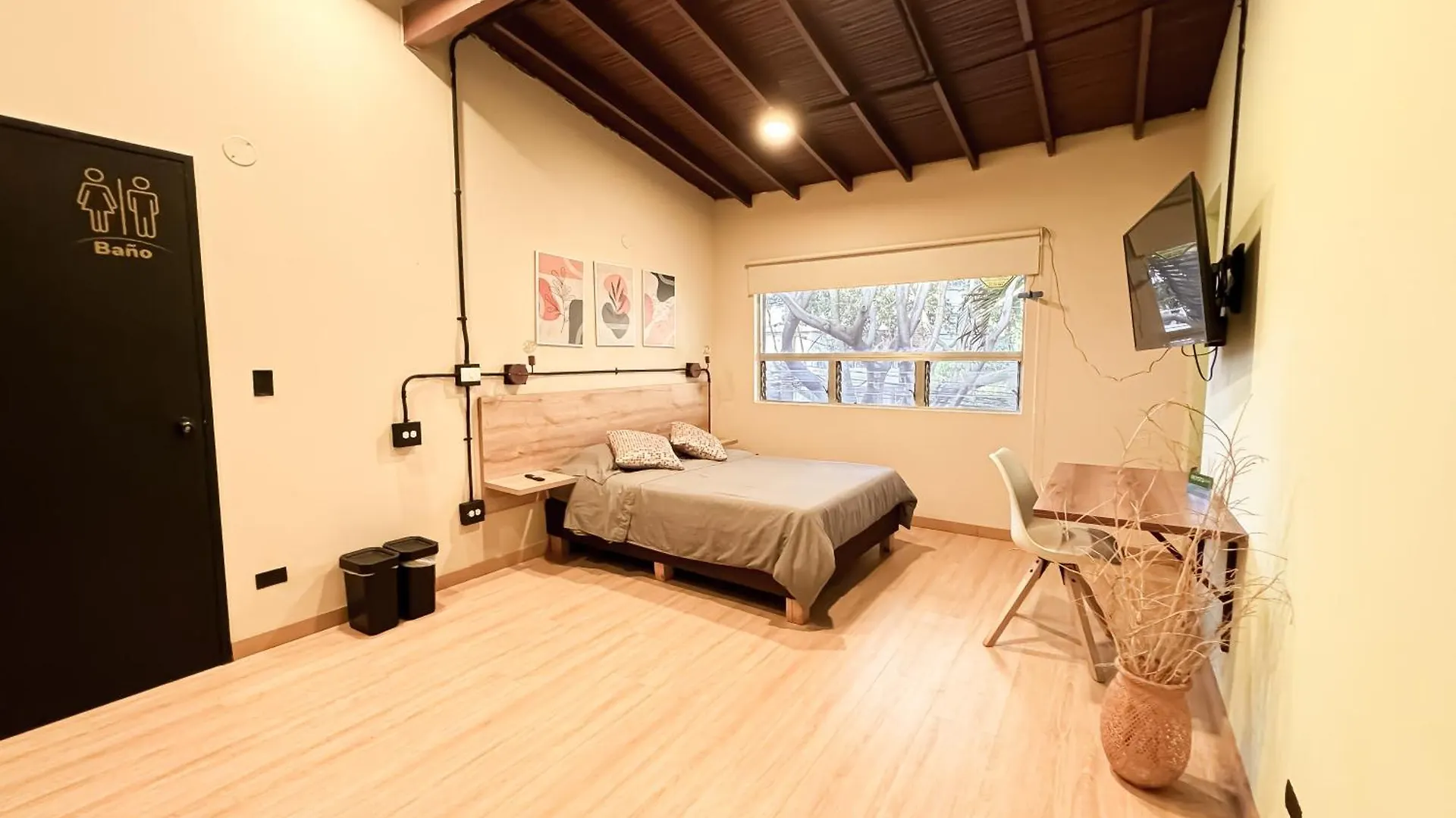 Alquiler Apartamento Amoblado En Laureles Nid201 By Roots Rentals Medellin